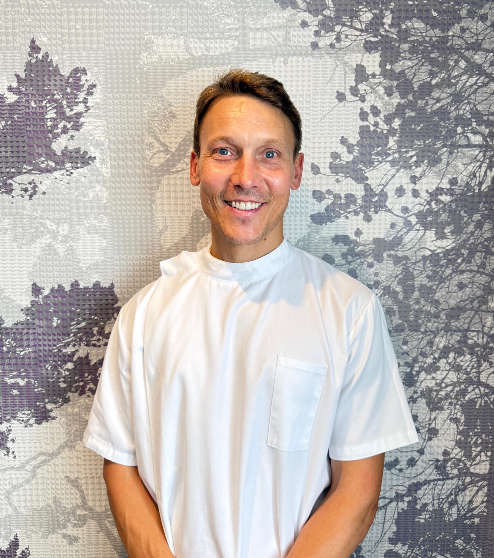 Steve Bumstead Osteopath at the Hatfield Practice, 6 Ground Lane Hatfield, Hertfordshire